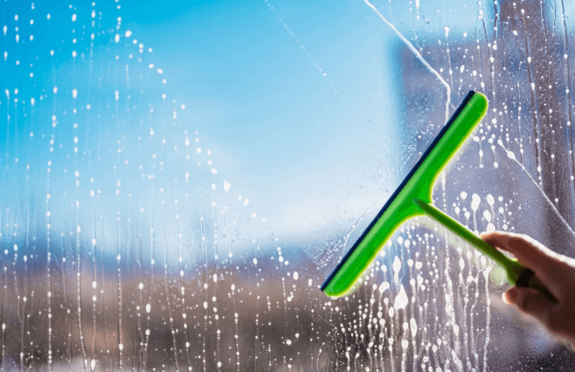 Professionelle Fensterreinigung